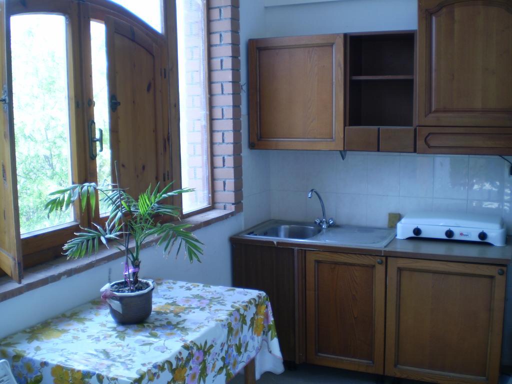 Agriturismo Ternova อัลเบเรเซ ภายนอก รูปภาพ