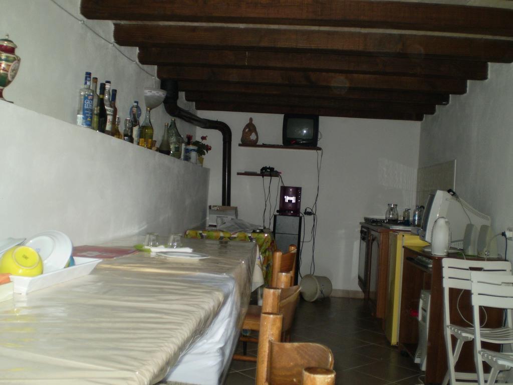 Agriturismo Ternova อัลเบเรเซ ภายนอก รูปภาพ